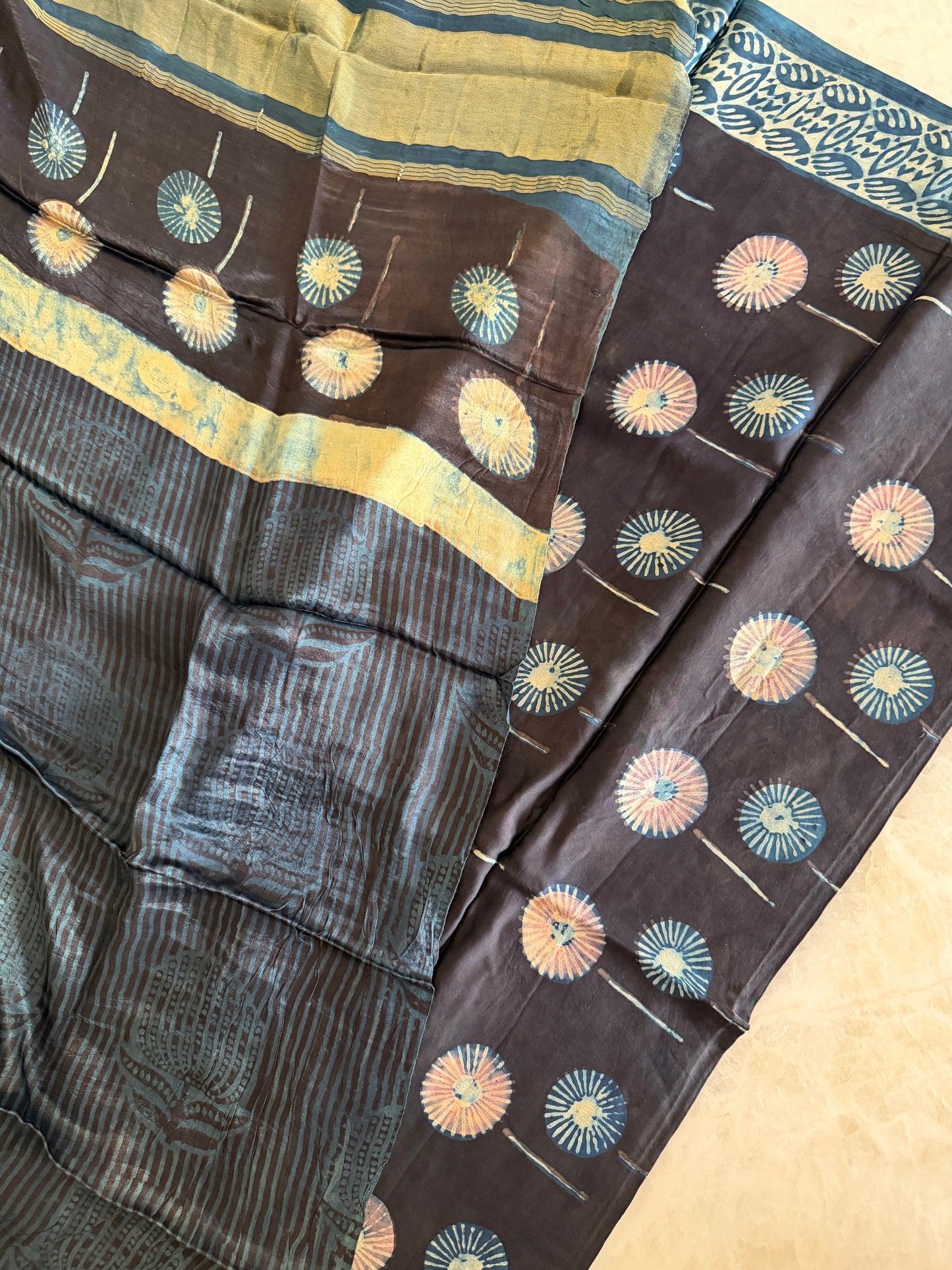 Tissue Modal Silk Suit Set with Nashpal Print