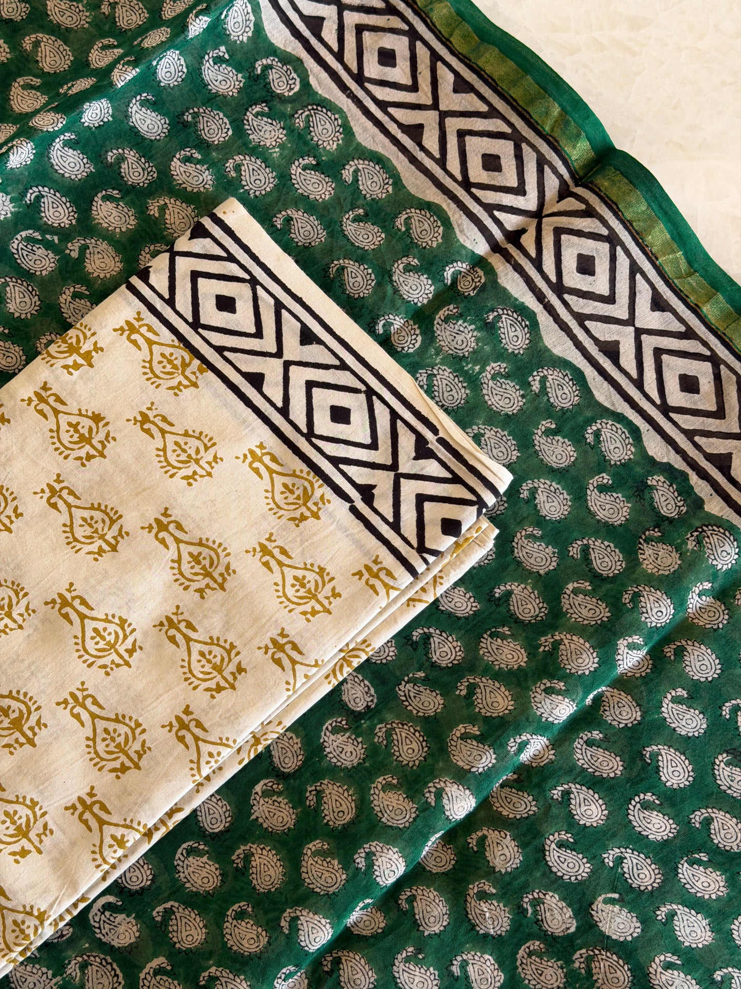 Chanderi Silk Unstitched 3 Piece Suit Set